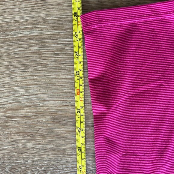 Nike Womens Medium Dri-Fit Striped Legend 2.0 Foldover Capri Yoga Leggings - Picture 3 of 5